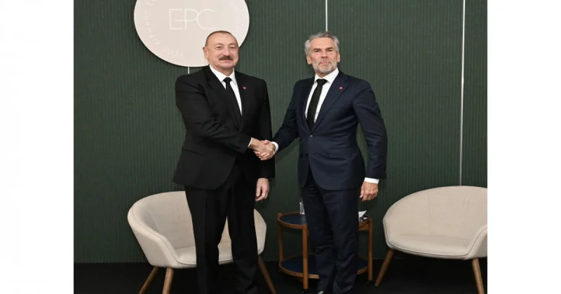 Премьер Нидерландов высоко оценил связи с Азербайджаном