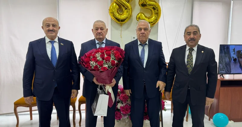 Professor Kamal Abdullayevin 85 illik yubileyi münasibətilə təbrik
