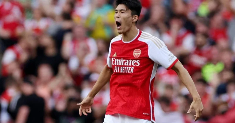 Sabiq Arsenal lı Səudiyyə Ərəbistanı yolunda