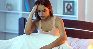 Niyə insanların çoxu hər gecə saat 3:00 da oyanır?