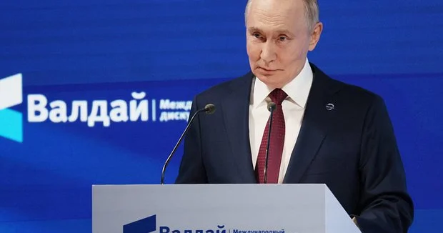 Cavab hazırlayırıq, daha güclü olacaq Putin Dünyanı nüvə silahı ilə hədələdi