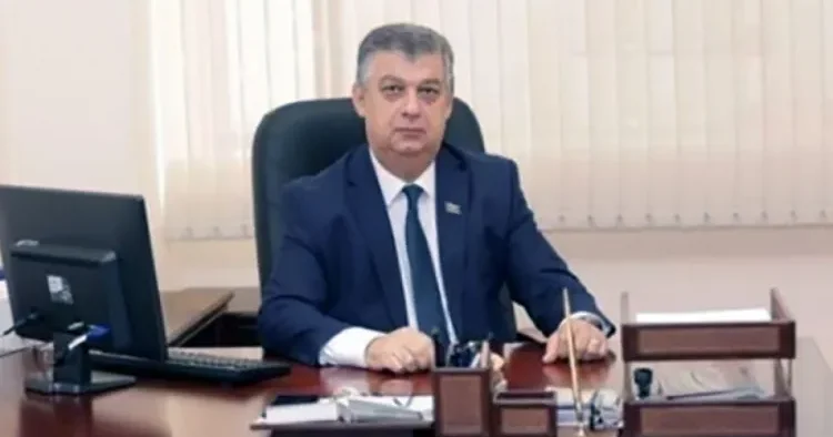 İctimai nəqliyyatın bütün xərclərinin əhalinin üzərinə qoyulması doğru yol deyil Əli Məsimli
