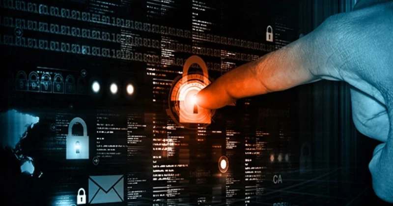 Latviyada dövlət saytları DDoS hücumuna məruz qalıb