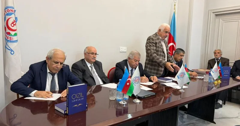 Rəhim Əliyevin “Qızıl səhifələr” kitabının təqdimatı keçirildi