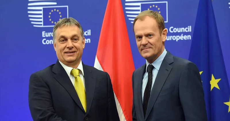 Tusk Orban və müharibə barədə: Təəssüf ki, kimin tərəfində olduğu məlumdur