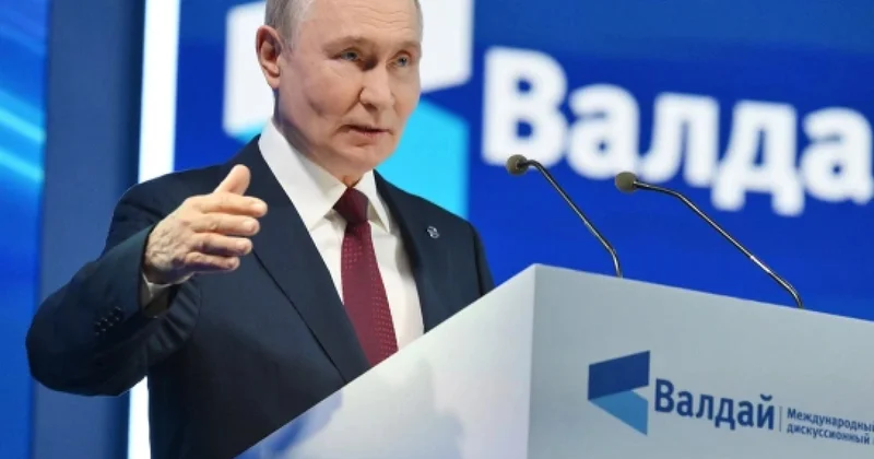 Путин ответил Трампу: Идите и разберитесь с этим бумажным тигром...