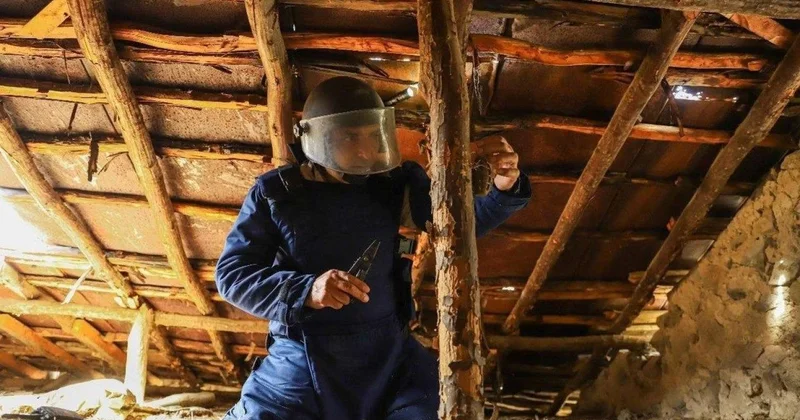 Şuşada evdə qumbara aşkarlandı Foto