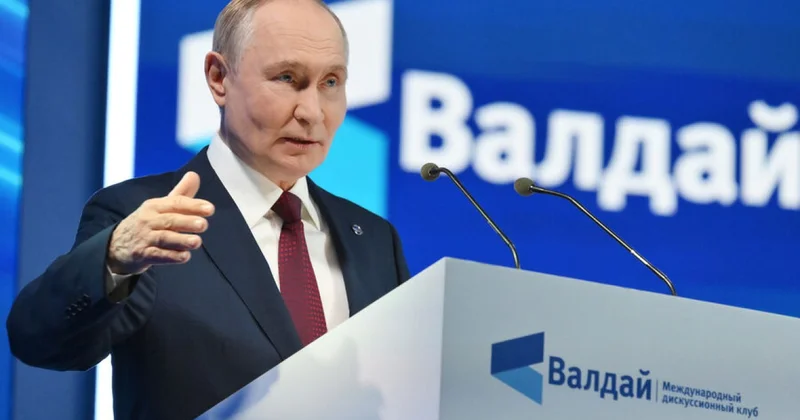 “Kim Rusiya ilə rəqabət aparmaq istəyirsə, buyursun Putin