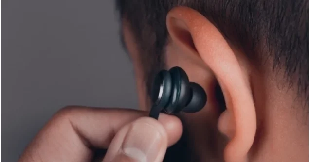 Qulaqcıqla musiqi dinləmək nə üçün zərərlidir?