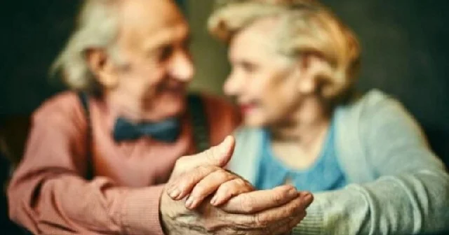 Qadınların kişilərdən daha uzun yaşamasının SİRRİ AÇILDI