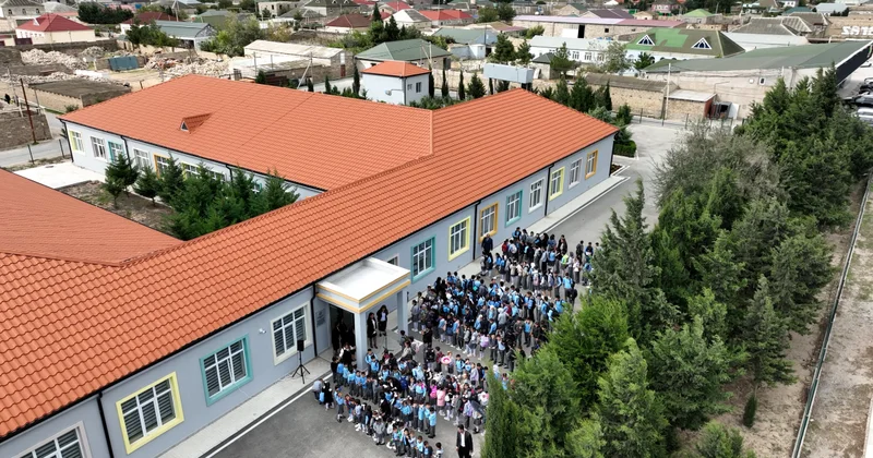 Xəzərdə 324 saylı tam orta məktəb yenidən istifadəyə verilib