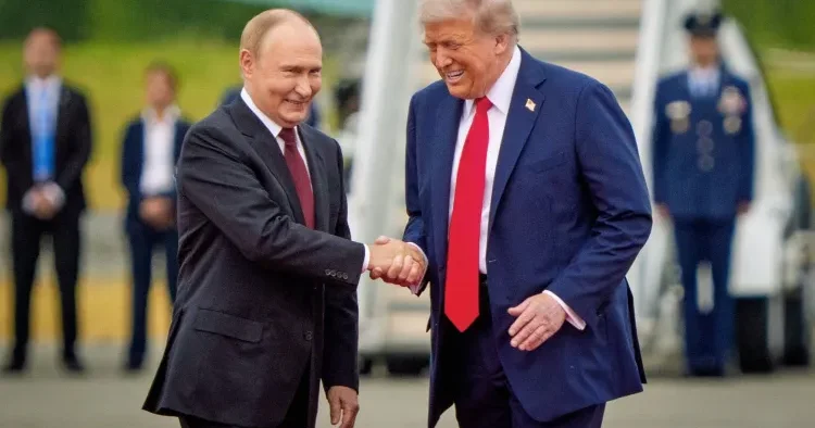 Putin Trampı təriflədi