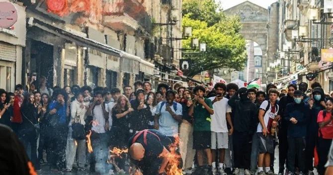 Fransada məktəblərdə ETİRAZ 100 dən çox təhsil müəssisəsinə ziyan dəyib