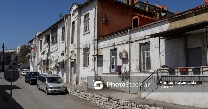 В одном из районов Баку запланирован снос старых дом: какую компенсацию предлагают жильцам?