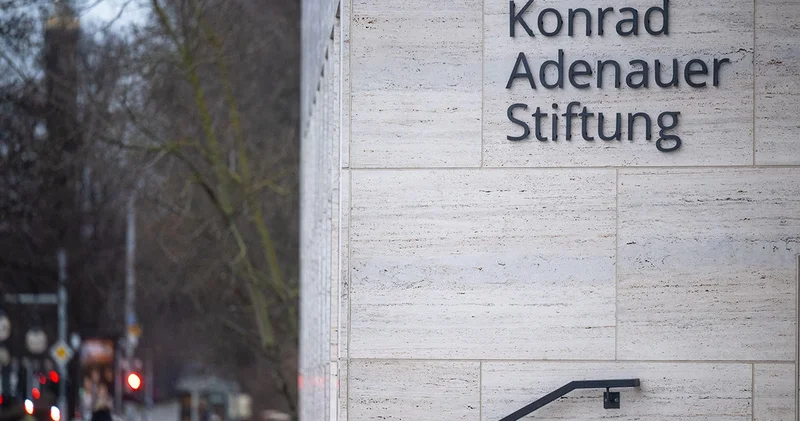 Konrad Adenauer Fondu Gürcüstandakı ofisini bağlayıb