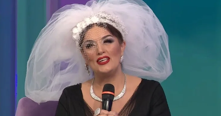 Elzanın gəlinlərə arzusu: “İki il qayınananızla qalın”