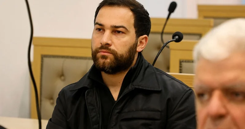Ağır qəzadan sağ çıxan Nikosayağı istirahətdə Övladlarını göstərdi