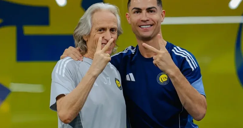 Portuqaliya Futbol Federasiyası Ronaldunu millinin baş məşqçisi ilə barışdırmağa çalışır