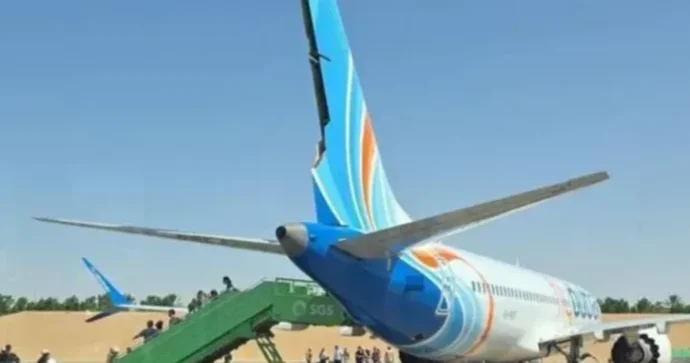 Flydubai təyyarəsindəki dəhşətli anların şahidi: Pilot deyirdi ki, məni öldürün