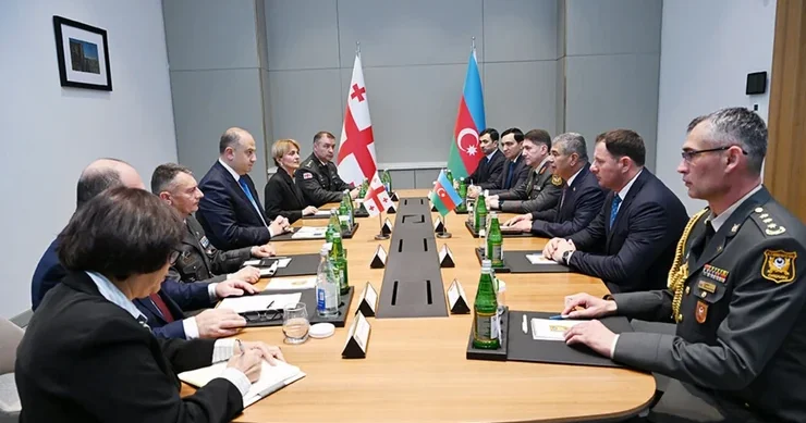 Müdafiə nazirləri Şuşada bir araya gəldi Nələr müzakirə edilib?