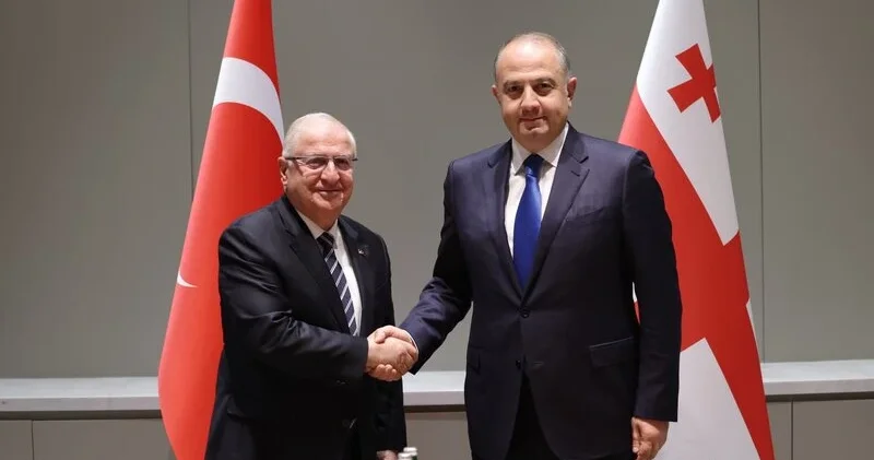 Türkiyə və Gürcüstan müdafiə nazirləri Şuşada görüşdülər