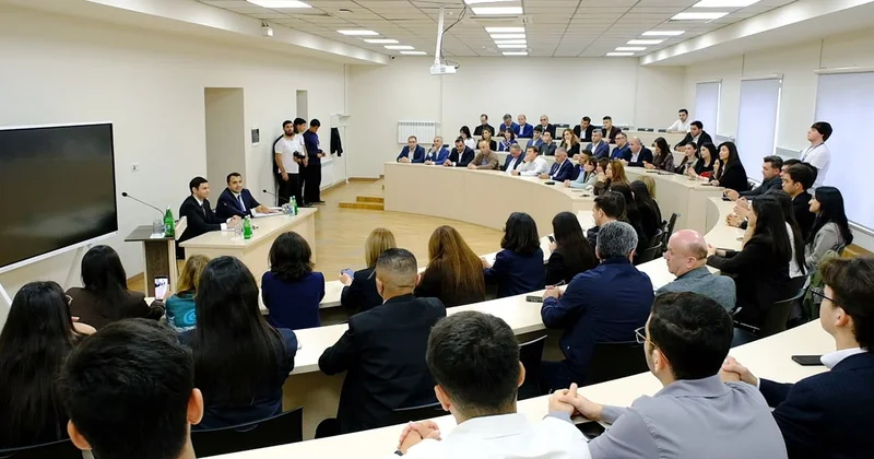 Qarabağ Universitetində yeni təşəbbüslər təqdim edilib Fotolar