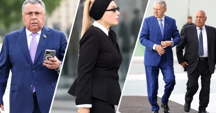 YAP ın qurultayına belə gəldilər FOTO