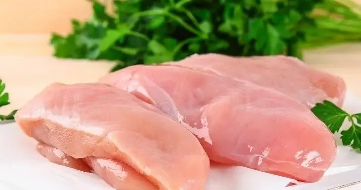 Toyuq bahalaşmada mal əti “yoluyla gedir”: Üstəlik də tapılmır