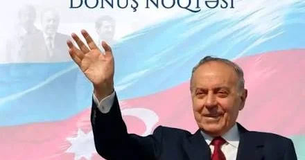 “Ulu Öndər Heydər Əliyevin siyasi irsi tariximizin şanlı səhifəsidir” DEPUTAT DANIŞDI