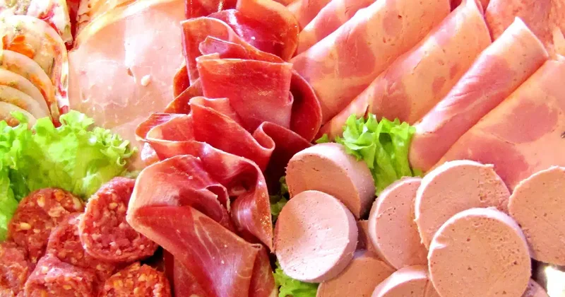 Kolbasa alarkən diqqət
