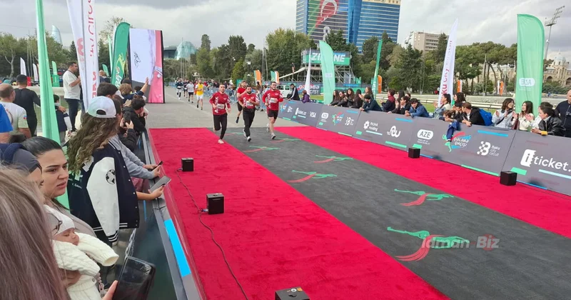 В Баку проходит очередной "Забег Победы" ФОТО ВИДЕО
