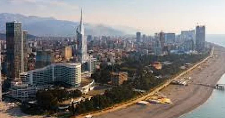 Batumidə ev alan xaricilərin sayı artıb