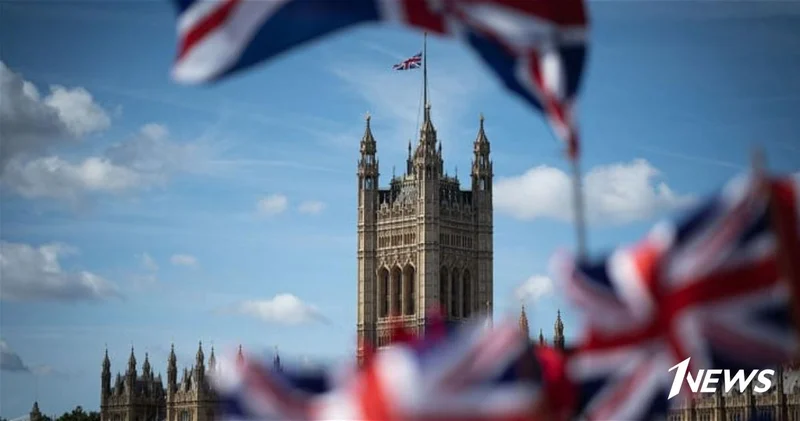 СМИ: госдолг Великобритании вырос в три раза за 20 лет