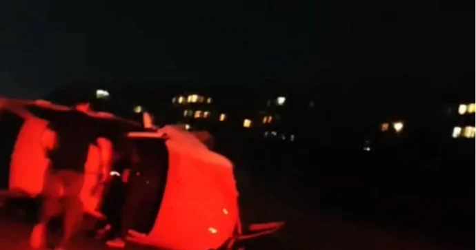 Müşfiqabad qəsəbəsində avtomobil aşıb VİDEO