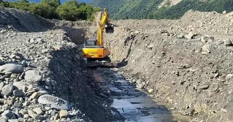 В Шеки проводят меры против селевых потоков