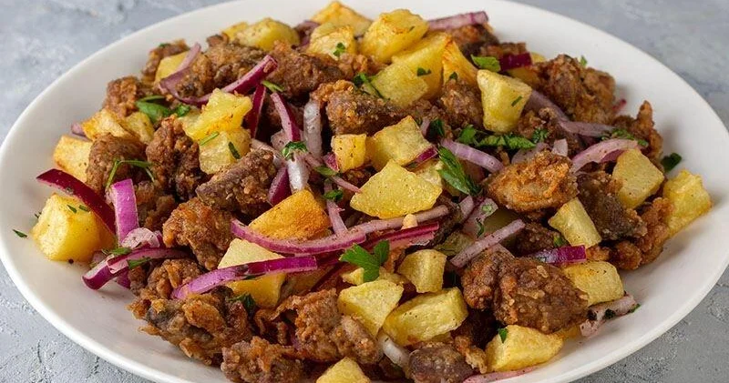 İdeal ciyər resepti Əvvəl ciyər qovrulur, yoxsa soğan?