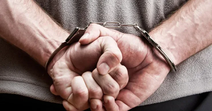 “Mercedes” oğurlamışdı YAXALANDI