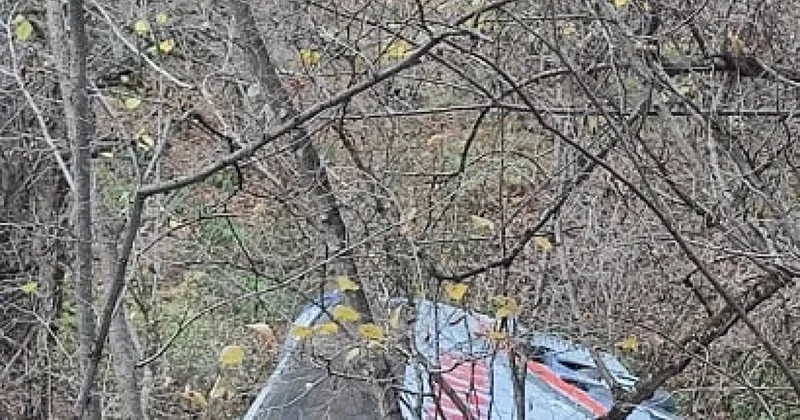 Автобус со студентами перевернулся в Армении: 30 пострадавших