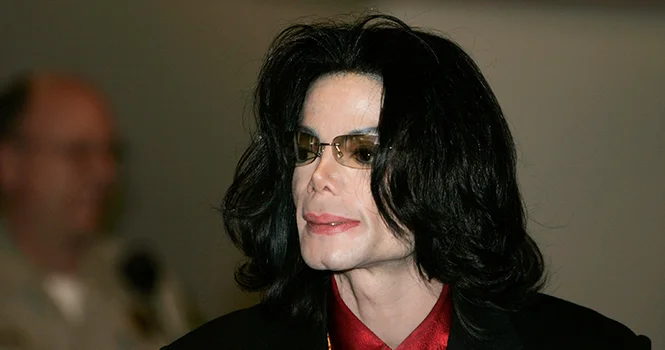 Наследники Майкла Джексона тайно выплатили $2,5 млн обвинившим его в насилии