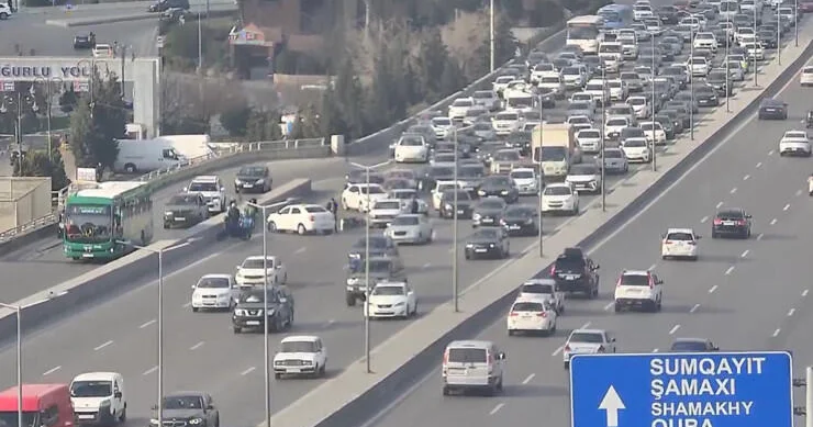 ​Bakı Sumqayıt yolundakı ağır qəzanın VİDEOSU KONKRET