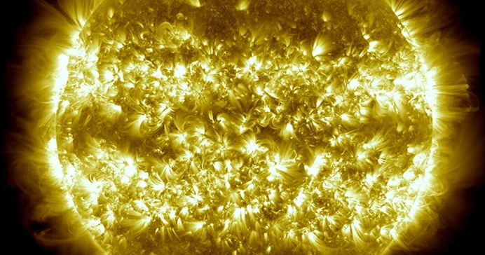 На Солнце возобновились сильные вспышки