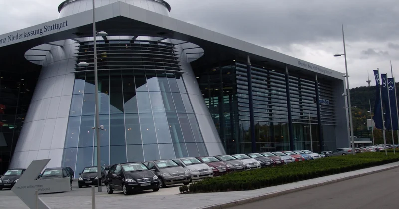 Символ роскоши в режиме выживания: Mercedes Benz подсчитывает убытки Minval Politika