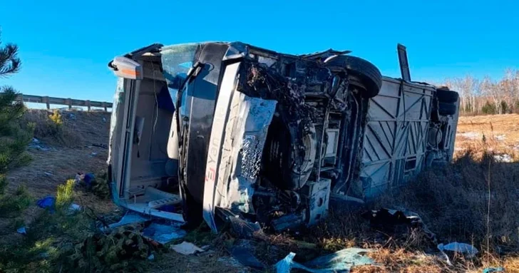 В Армении перевернулся пассажирский автобус: пострадали 18 человек