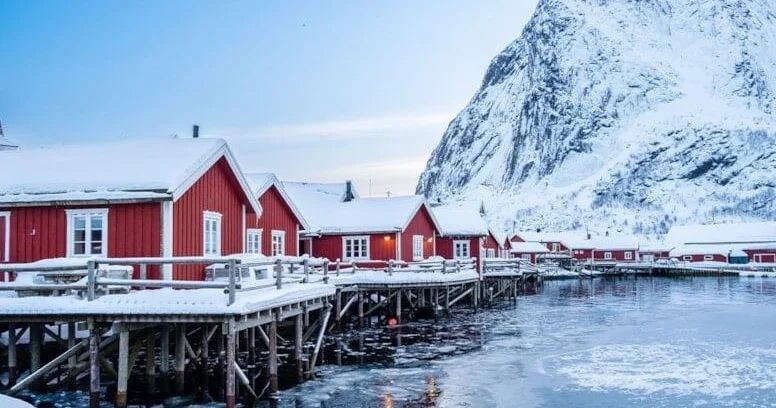 7 ay qış yaşayan norveçlilər evlərini belə isidir: Təbii və sərfəli üsul