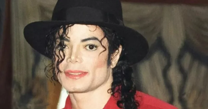 ​Cekson ölümündən sonra 3 milyard dollardan çox qazandı