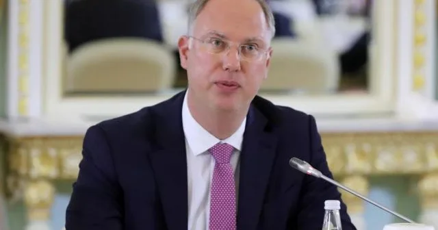 “Nəzarətsiz miqrasiya Britaniya və Aİ üçün sivil intihar a səbəb olur”