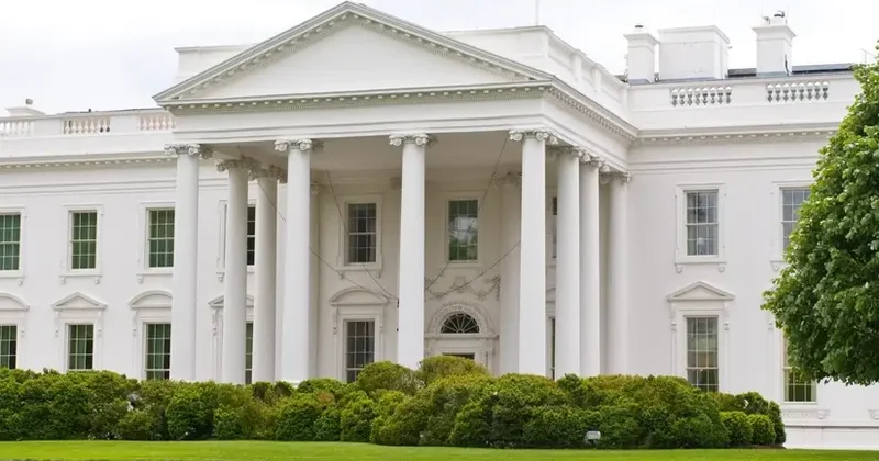 Ağ Ev Ali Məhkəmənin tarifləri ləğv edəcəyi təqdirdə ehtiyat planlar hazırlayır