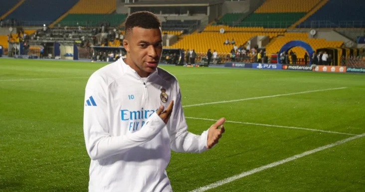 Kilian Mbappe tanınmış həmyerlisini geridə qoydu