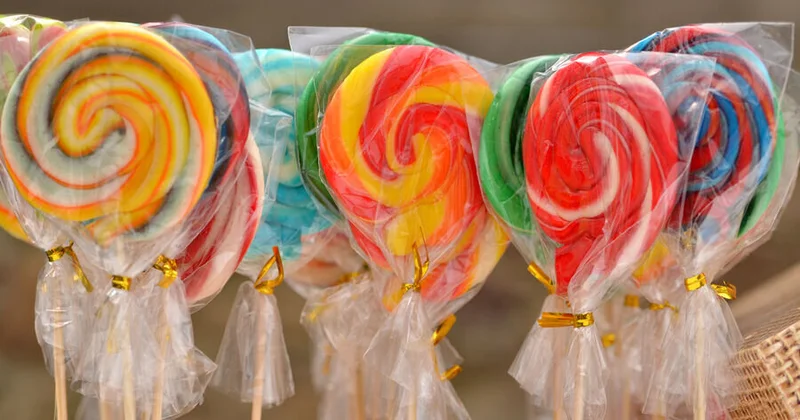 Məşhur həkimdən xəbərdarlıq Bu qidalar dişlərimizi məhv edirmiş