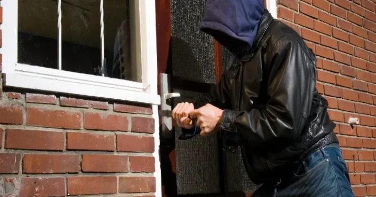 Sumqayıt və Binəqədidə 10 min manatlıq oğurluq SAXLANILDILAR